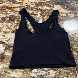 Lululemon nulu scoop neck cropped tank top XS
